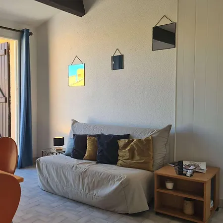 T2 Avec Parking Et Acces Direct A La - Fr-1-249-129 Apartman *