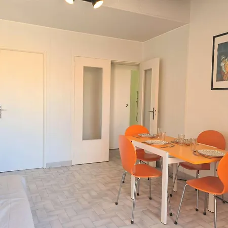 T2 Avec Parking Et Acces Direct A La - Fr-1-249-129 *